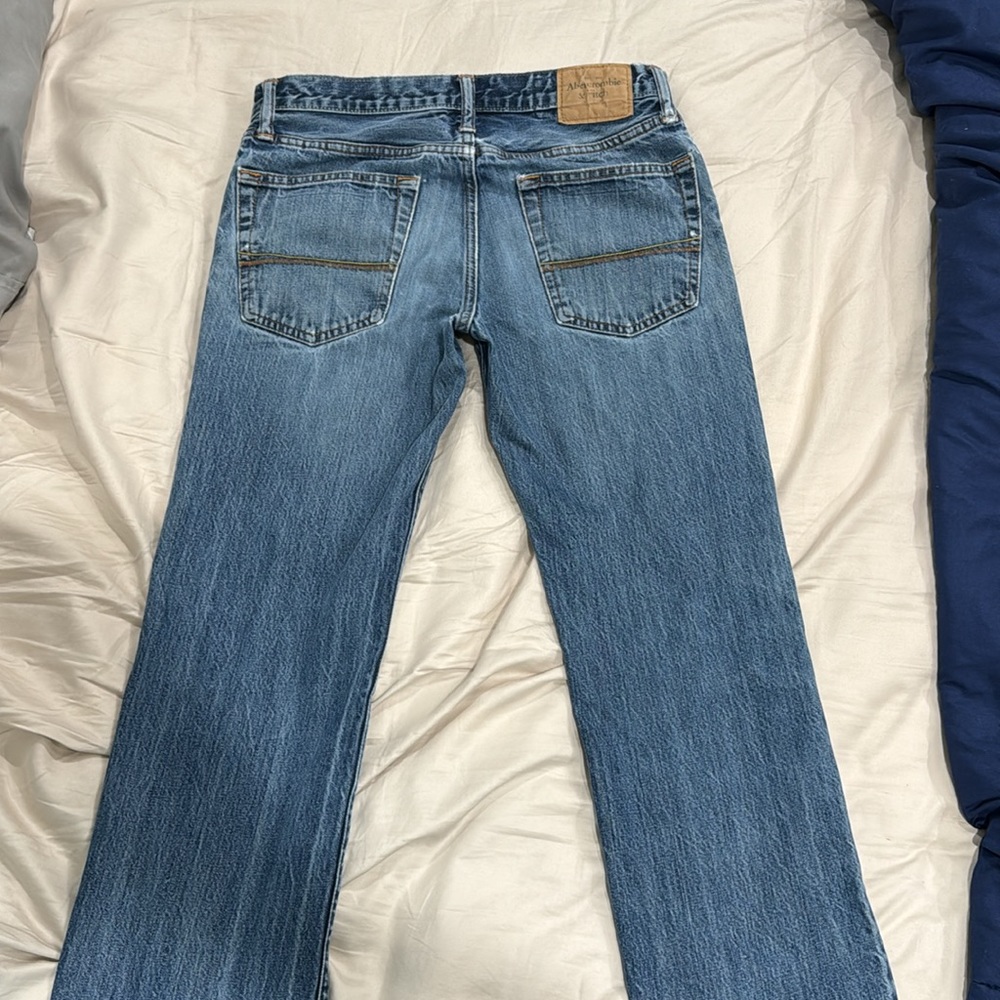 A&F Classic Straight - Picture 2 of 7